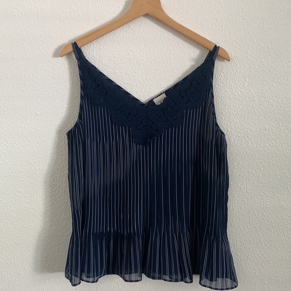 Chico’s tank top - Picture 2 of 7